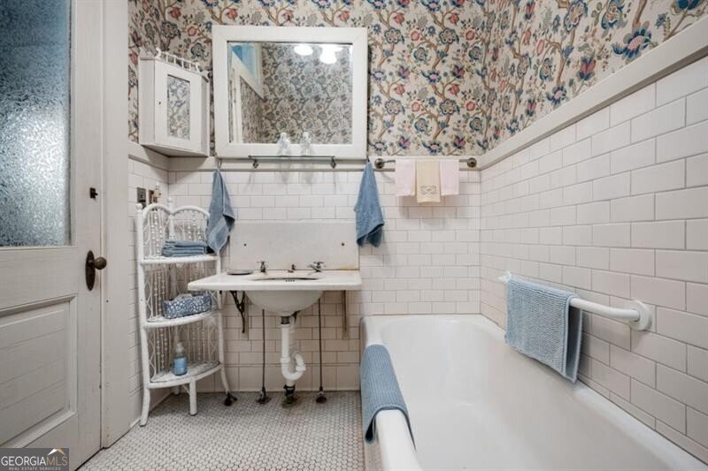 285 Kennesaw Avenue Marietta - 24