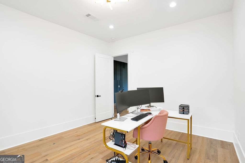 1598 Athens Avenue Atlanta - 23
