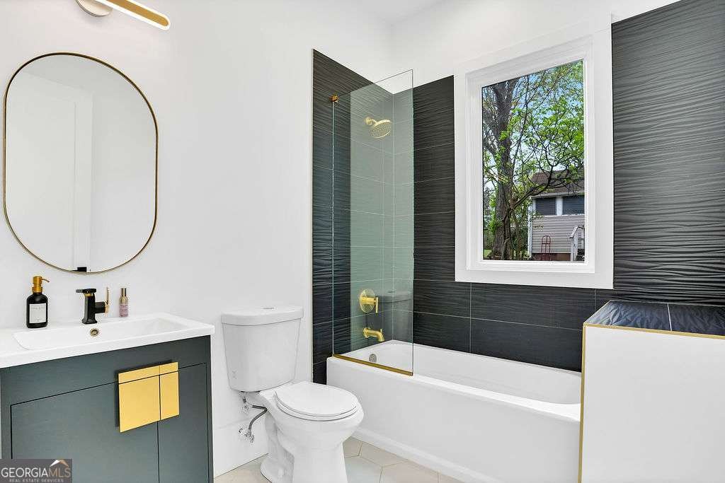 1598 Athens Avenue Atlanta - 24