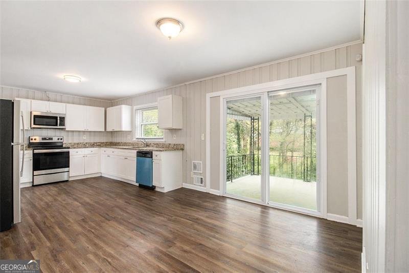 3129 THRASHER Circle Decatur - 4
