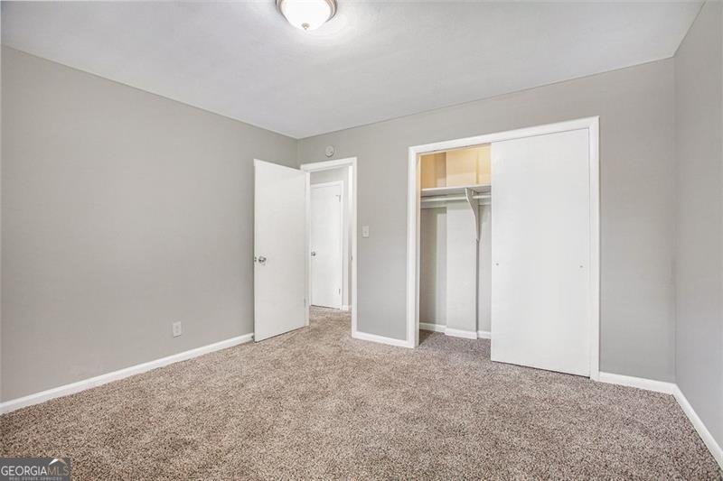 5052 MOUNTAIN Street Stone Mountain - 14
