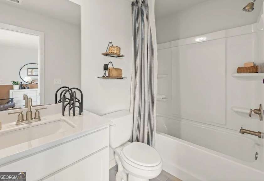 6635 Settingdown Creek Dr. Dawsonville - 18