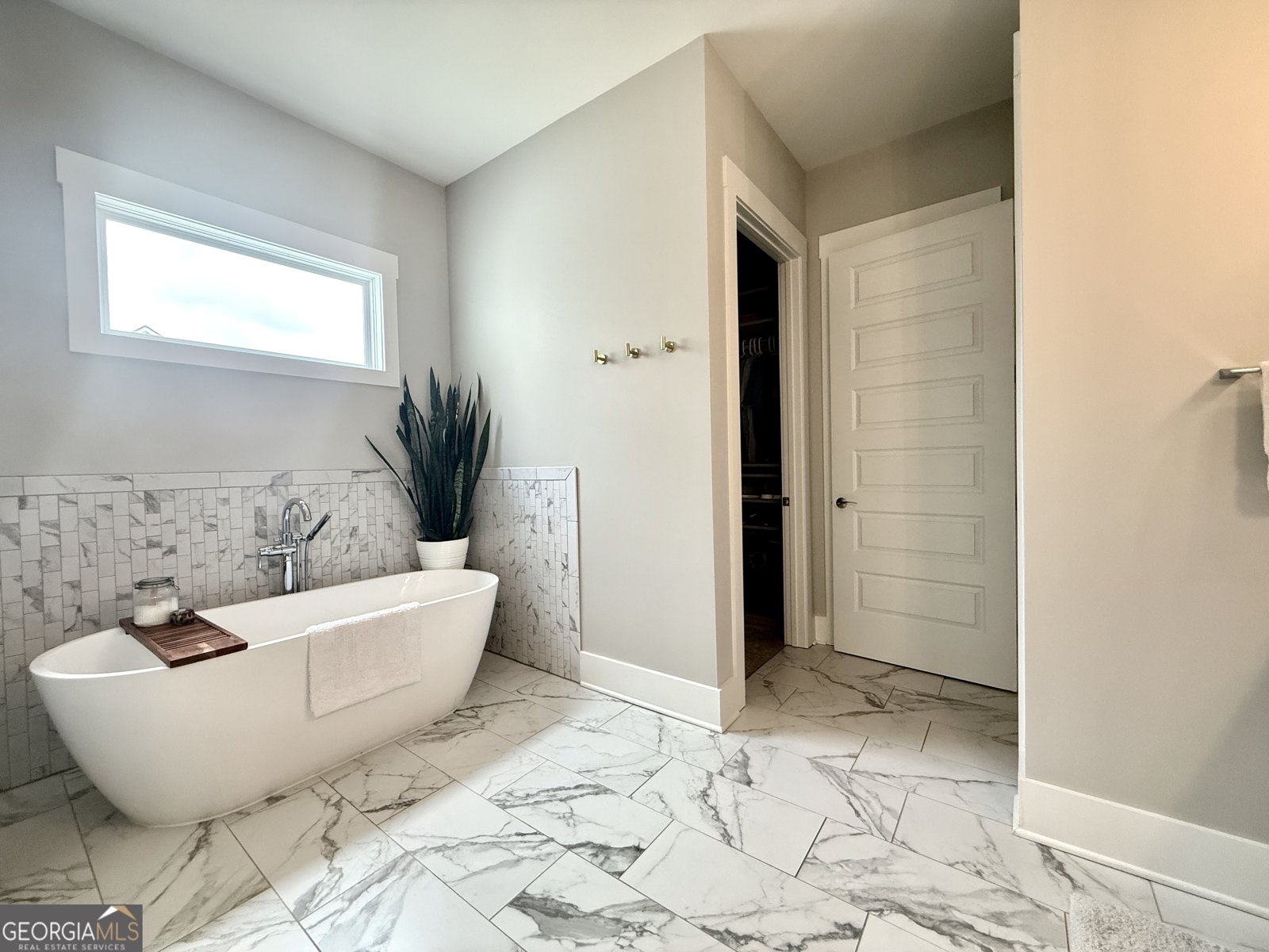 305 Red Gate Lane Canton - 86