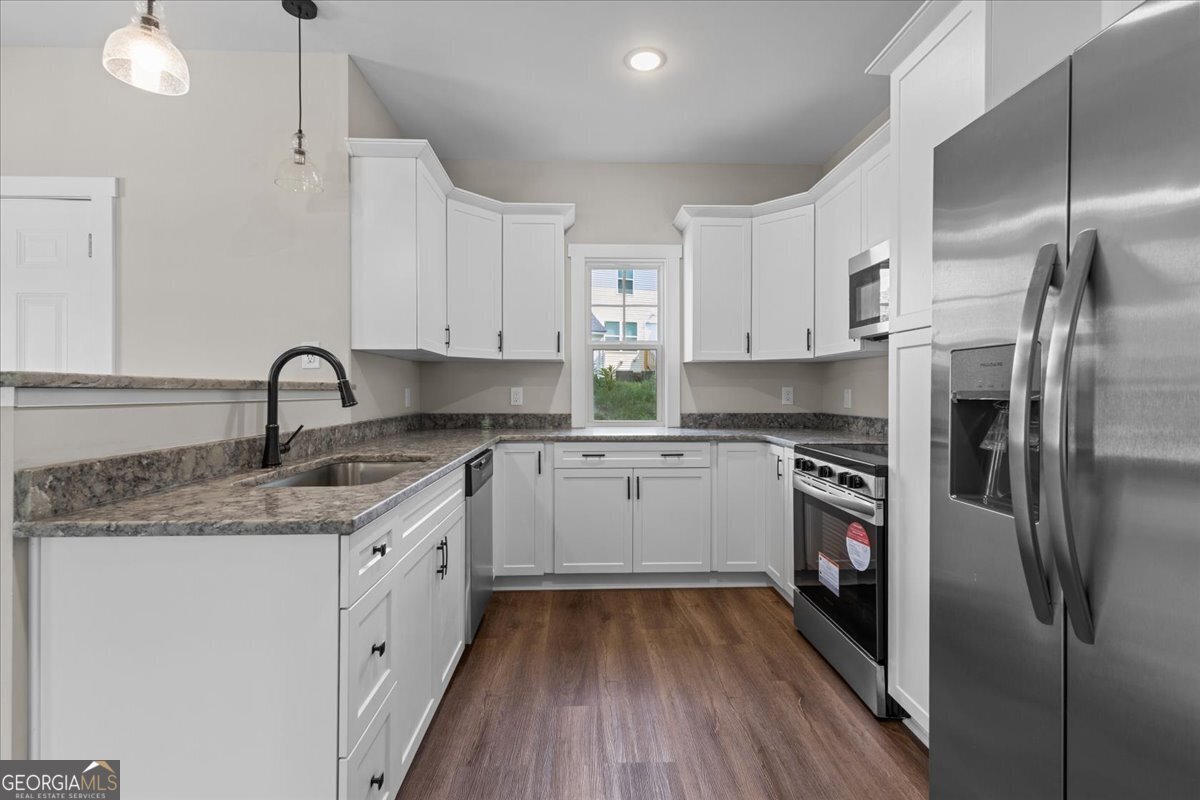 100 Hixville Road Aragon - 11