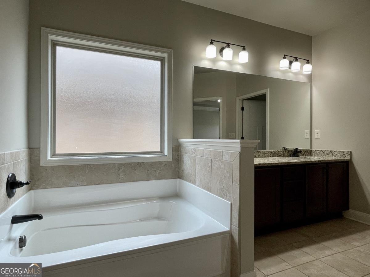 725 Valley Glen Drive Dacula - 22