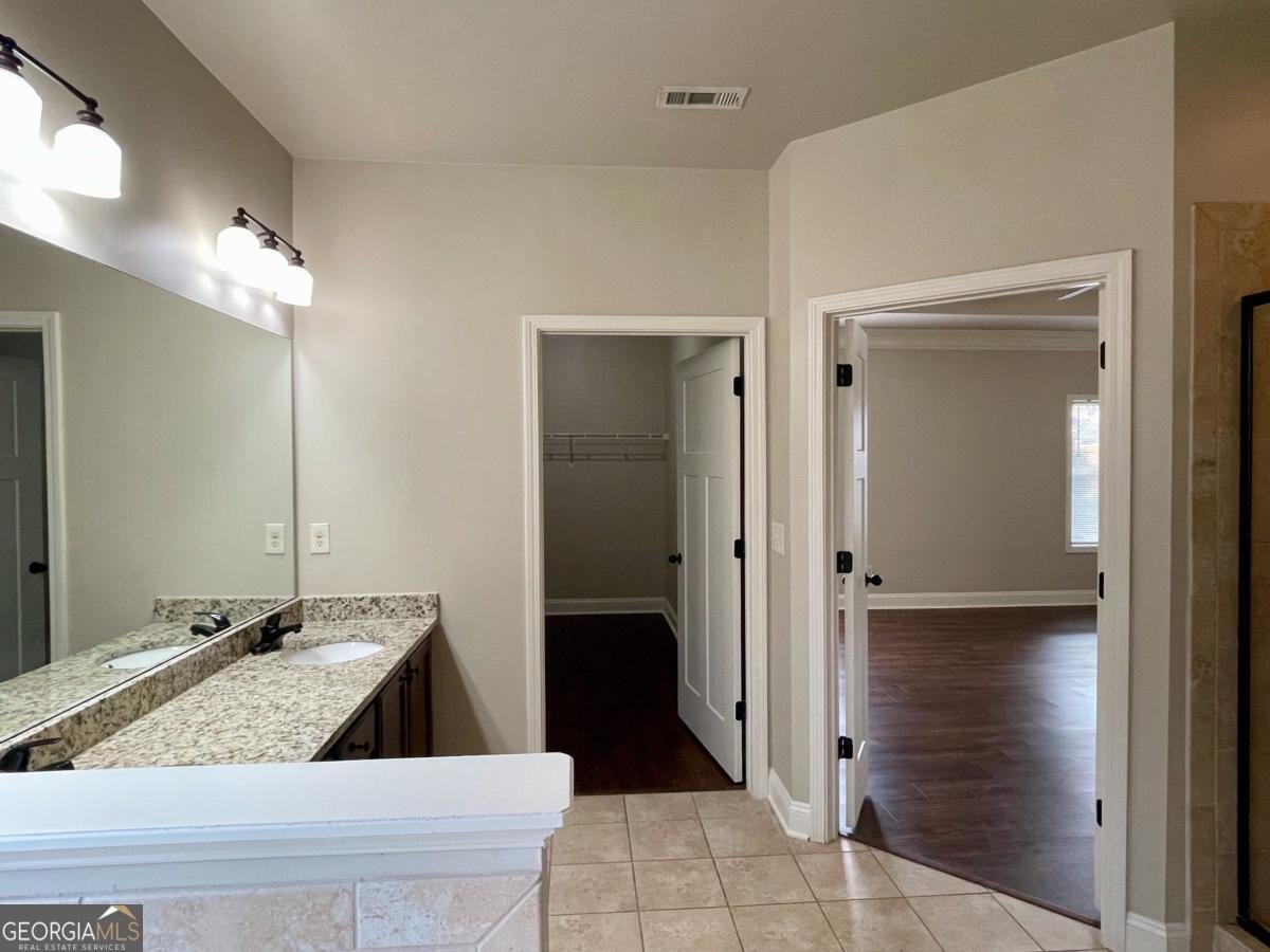 725 Valley Glen Drive Dacula - 24