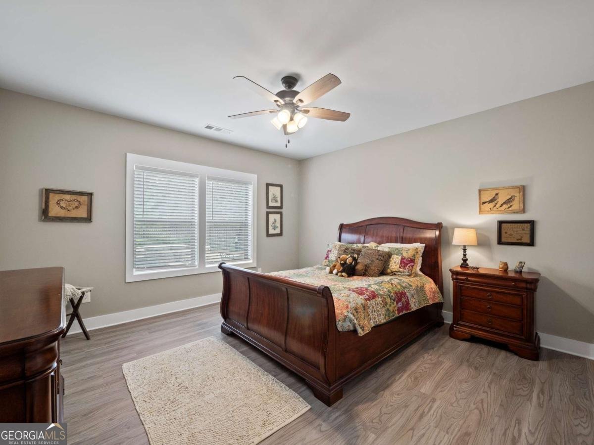 6061 Bluewater Boulevard Gainesville - 66