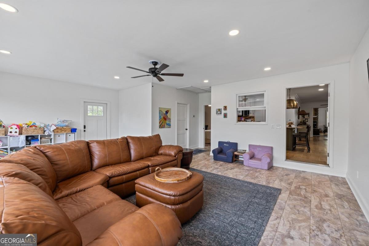 1021 Twin Rivers Lane Greensboro - 20