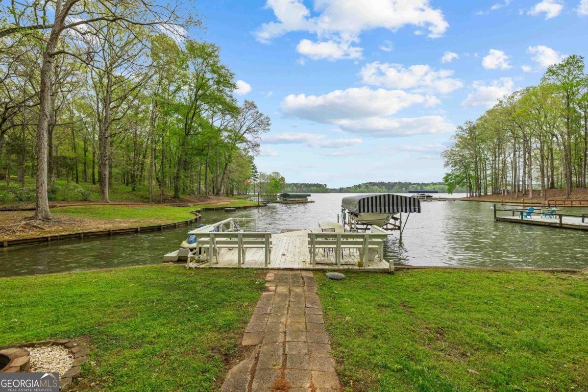 1021 Twin Rivers Lane Greensboro - 45