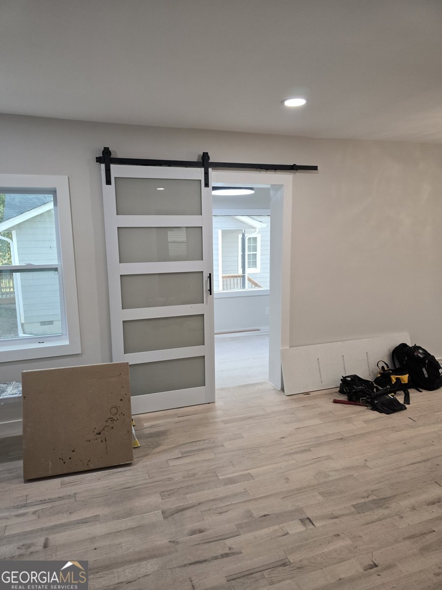 1427 Lorenzo Drive Atlanta - 25