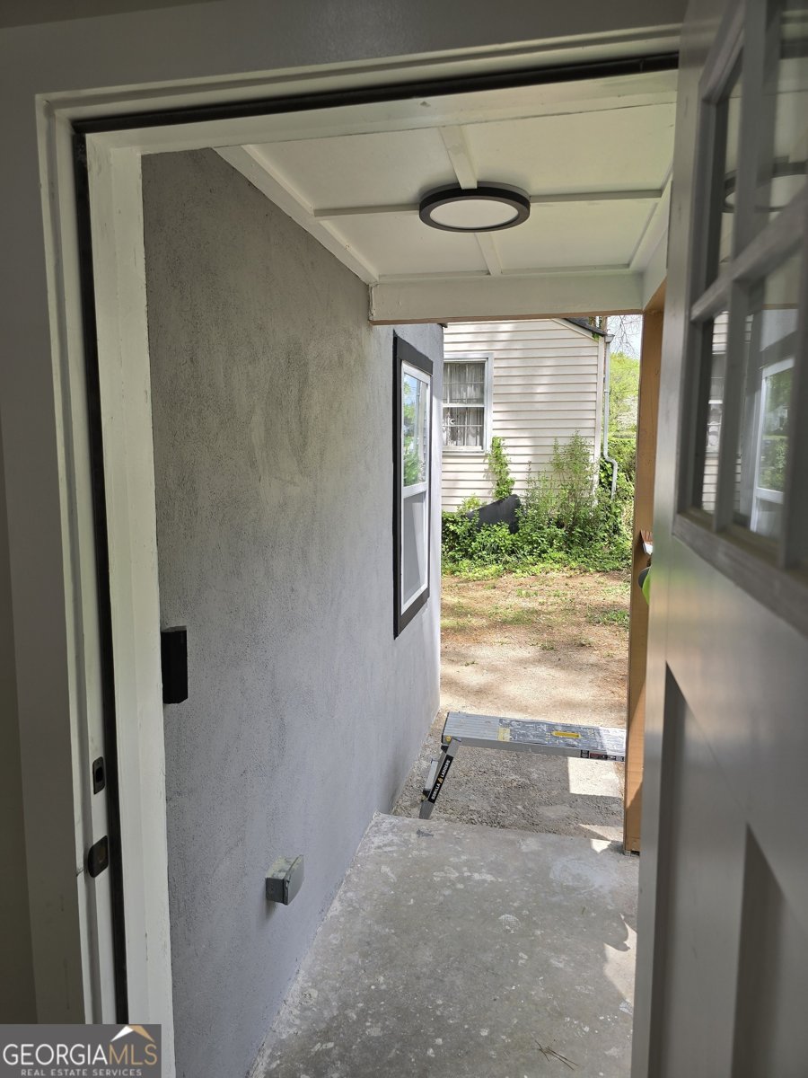 1427 Lorenzo Drive Atlanta - 5