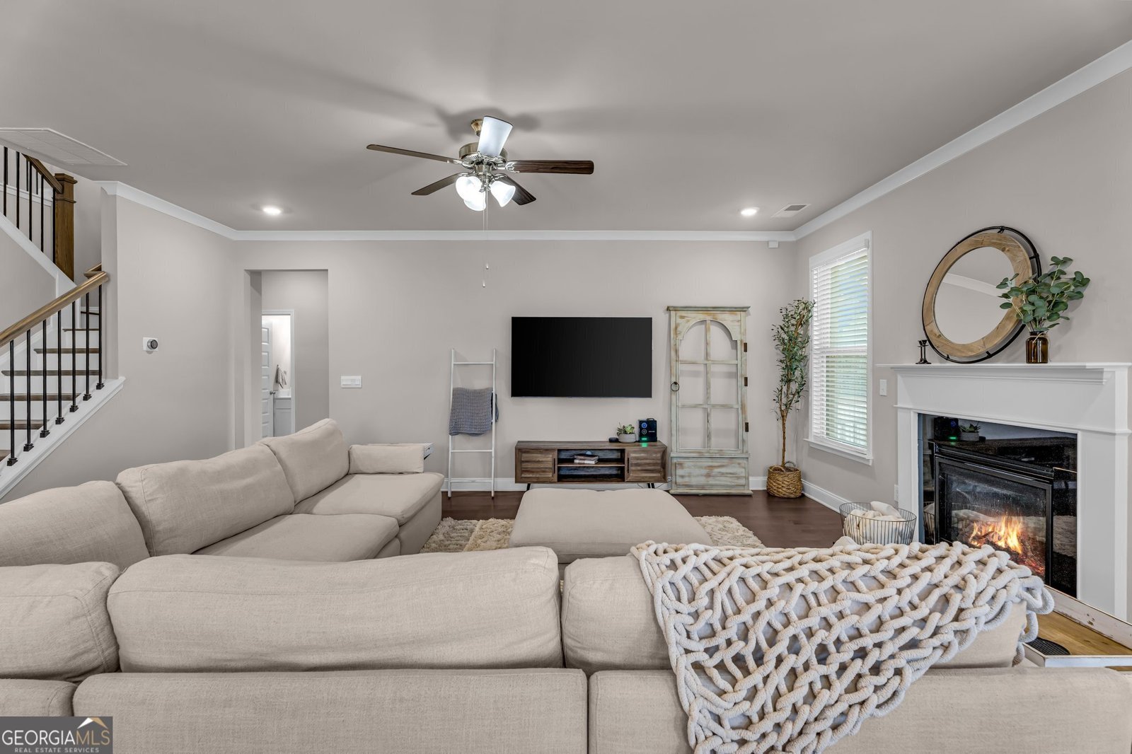 1105 ALASKA Street Hampton - 11