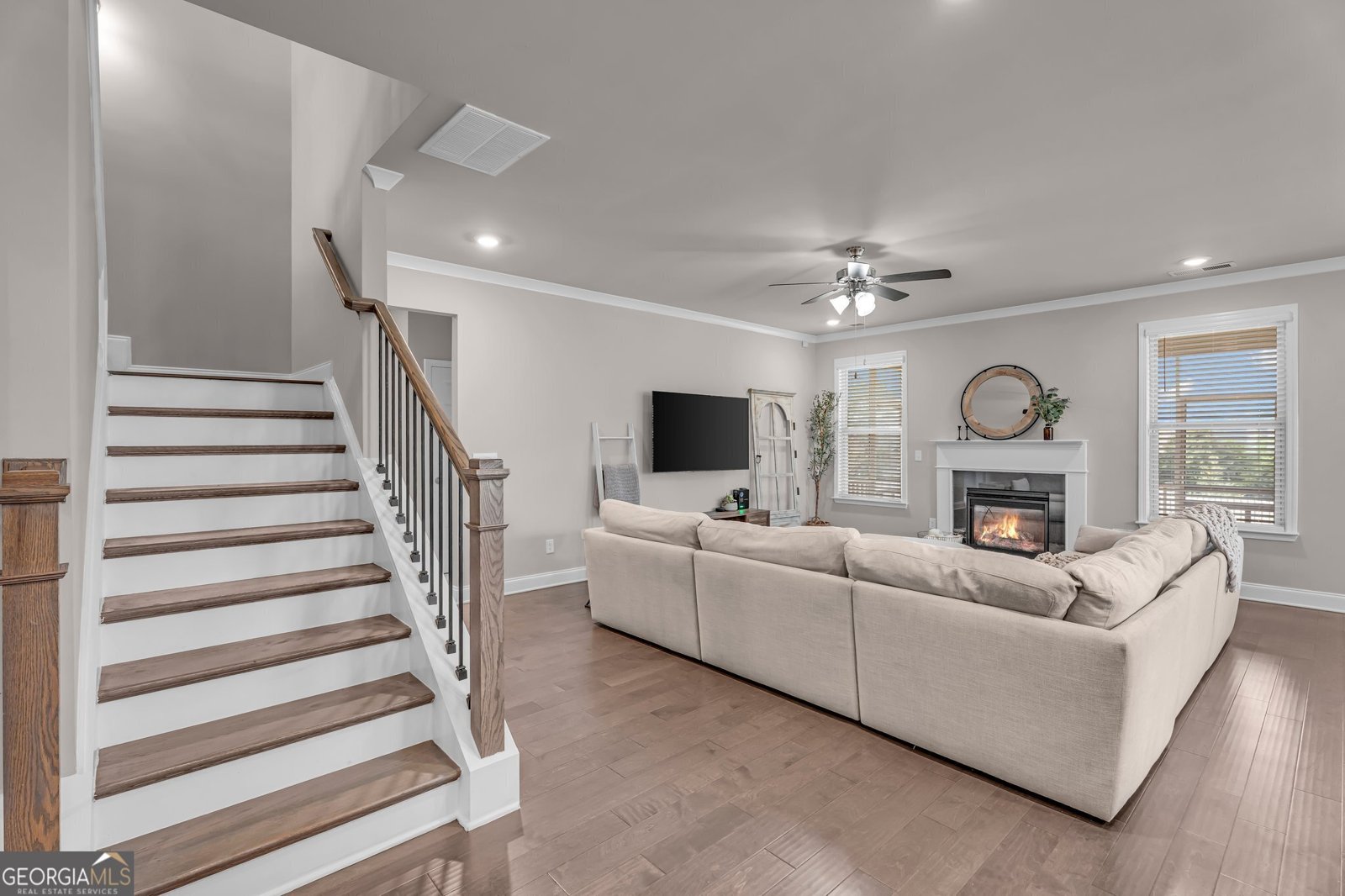 1105 ALASKA Street Hampton - 14
