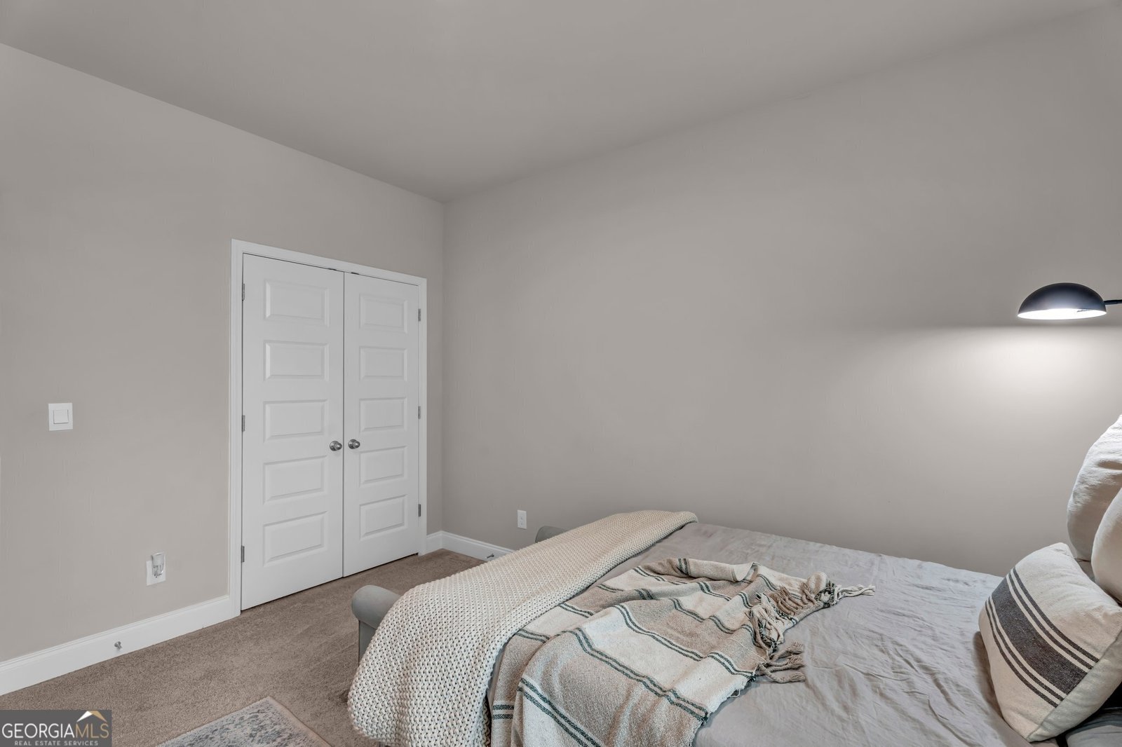 1105 ALASKA Street Hampton - 16