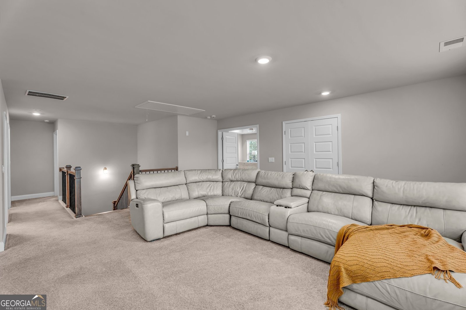 1105 ALASKA Street Hampton - 20