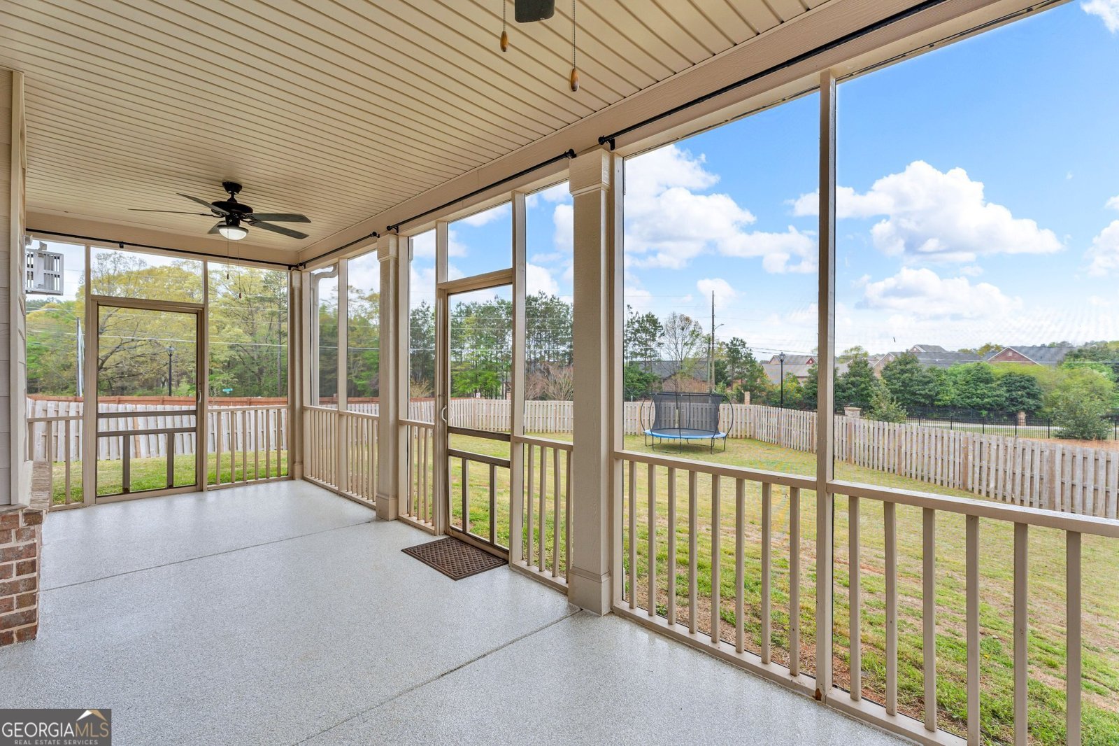 1105 ALASKA Street Hampton - 38