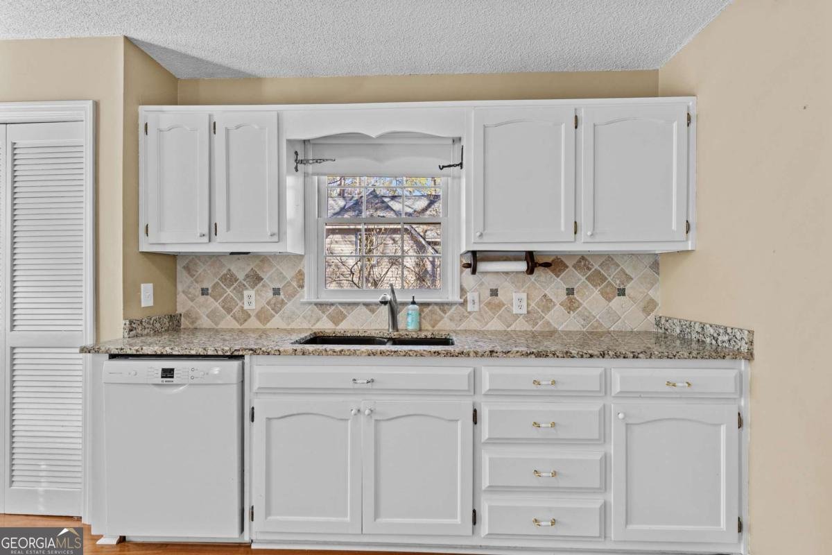 6165 Picketts Ridge Acworth - 14