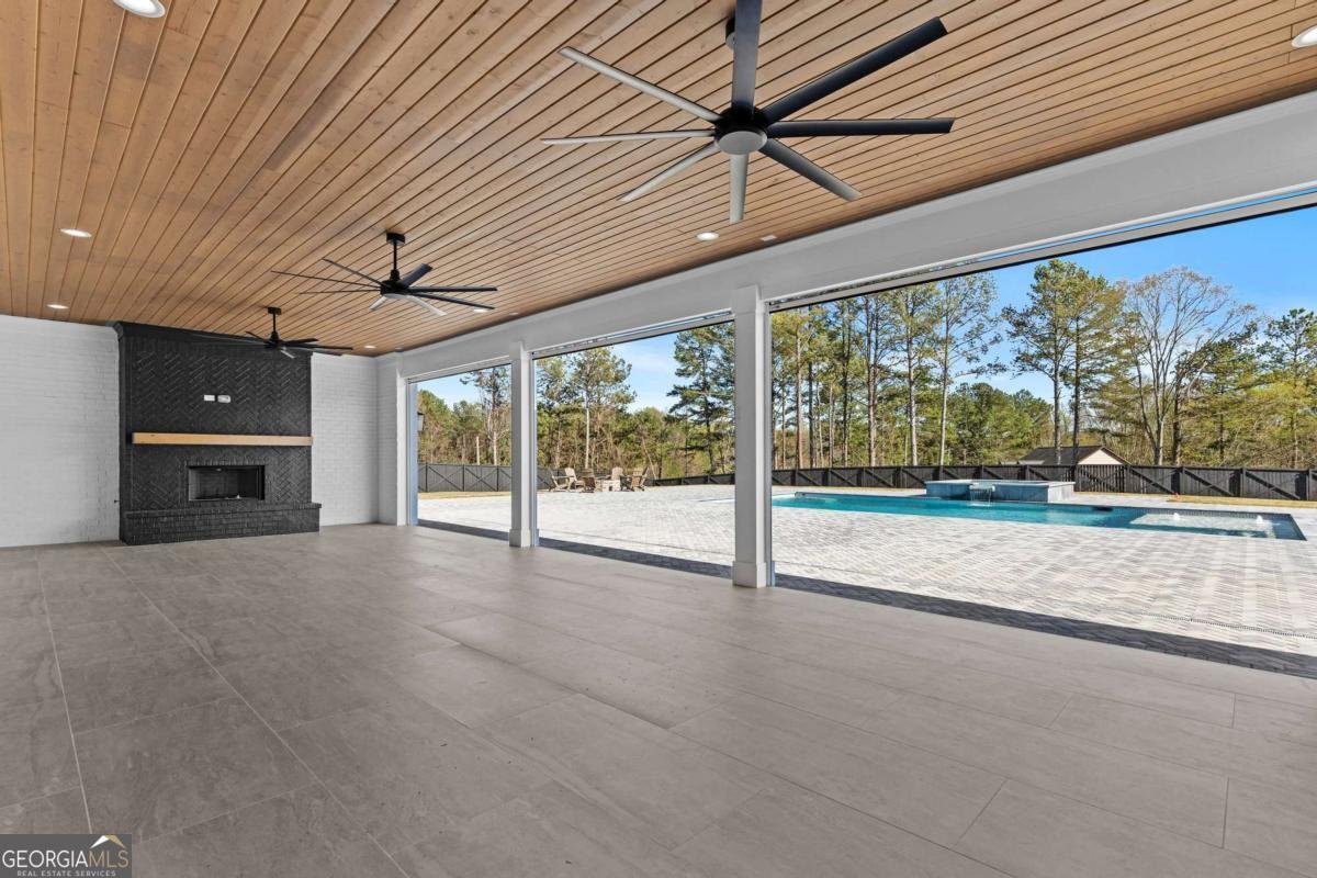 2485 Brooks Road Dacula - 87