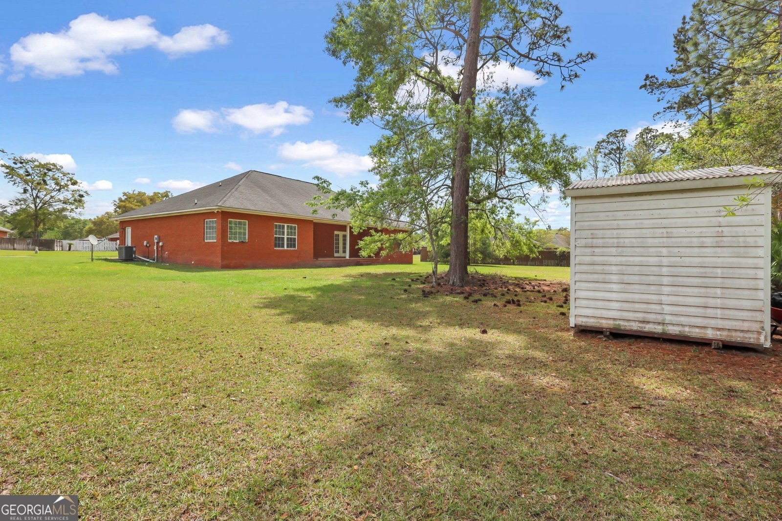 129 Taylor Wells Lane Hinesville - 37