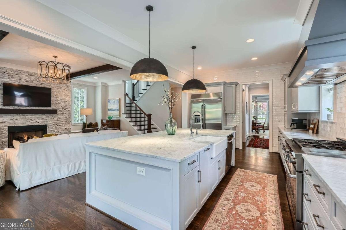 555 Wesley Road Atlanta - 14
