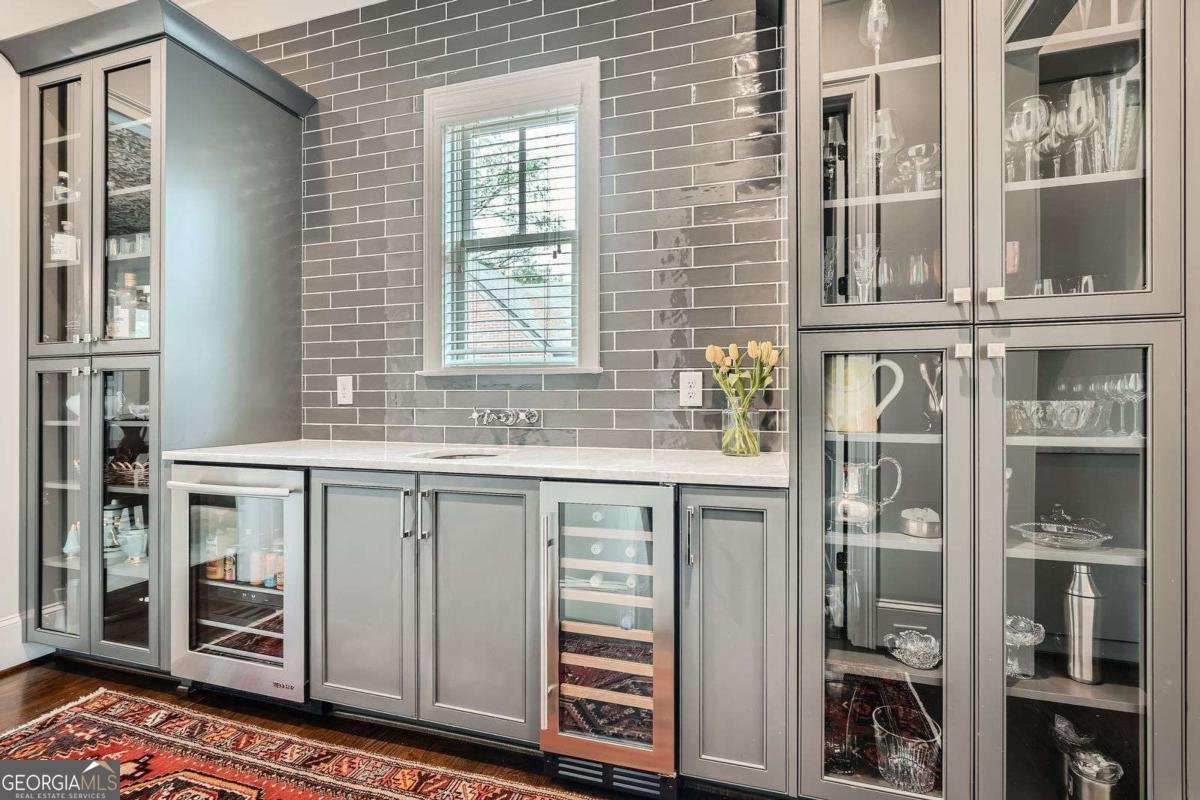 555 Wesley Road Atlanta - 18