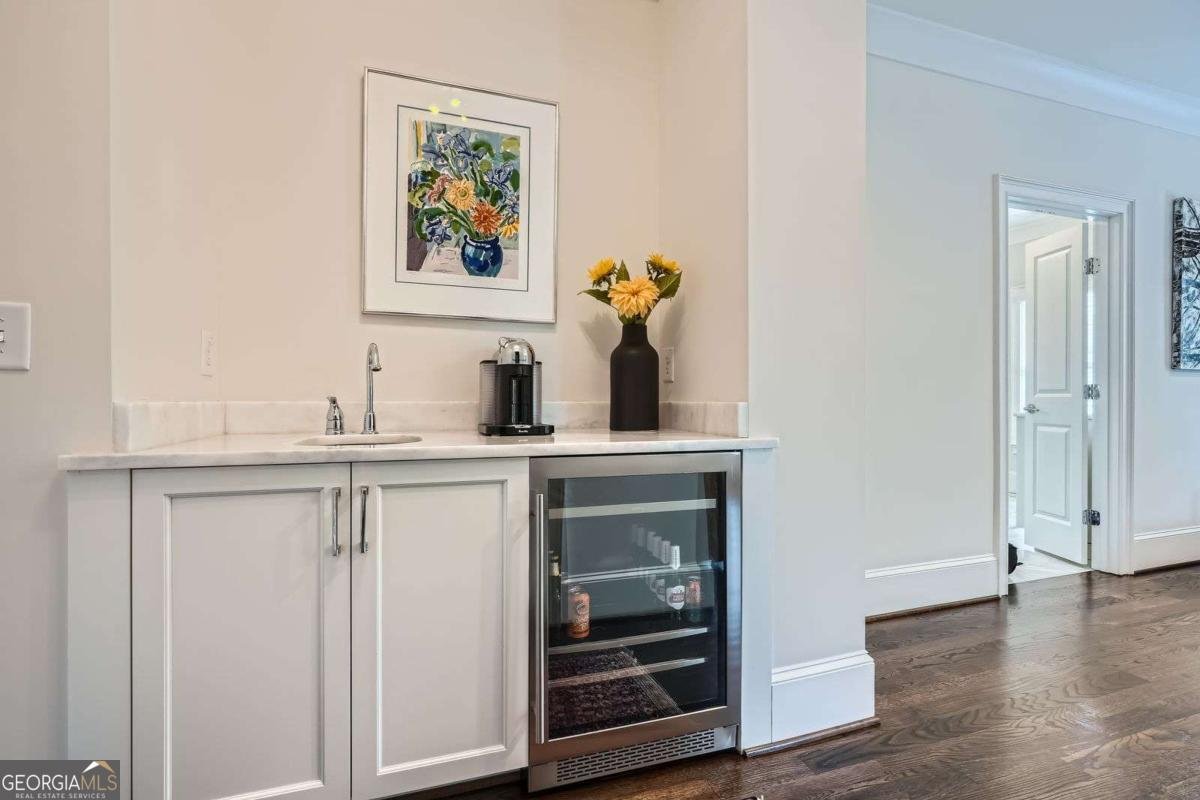 555 Wesley Road Atlanta - 26