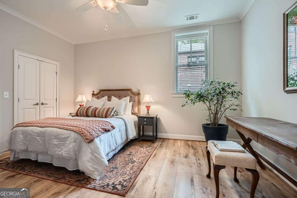 555 Wesley Road Atlanta - 40