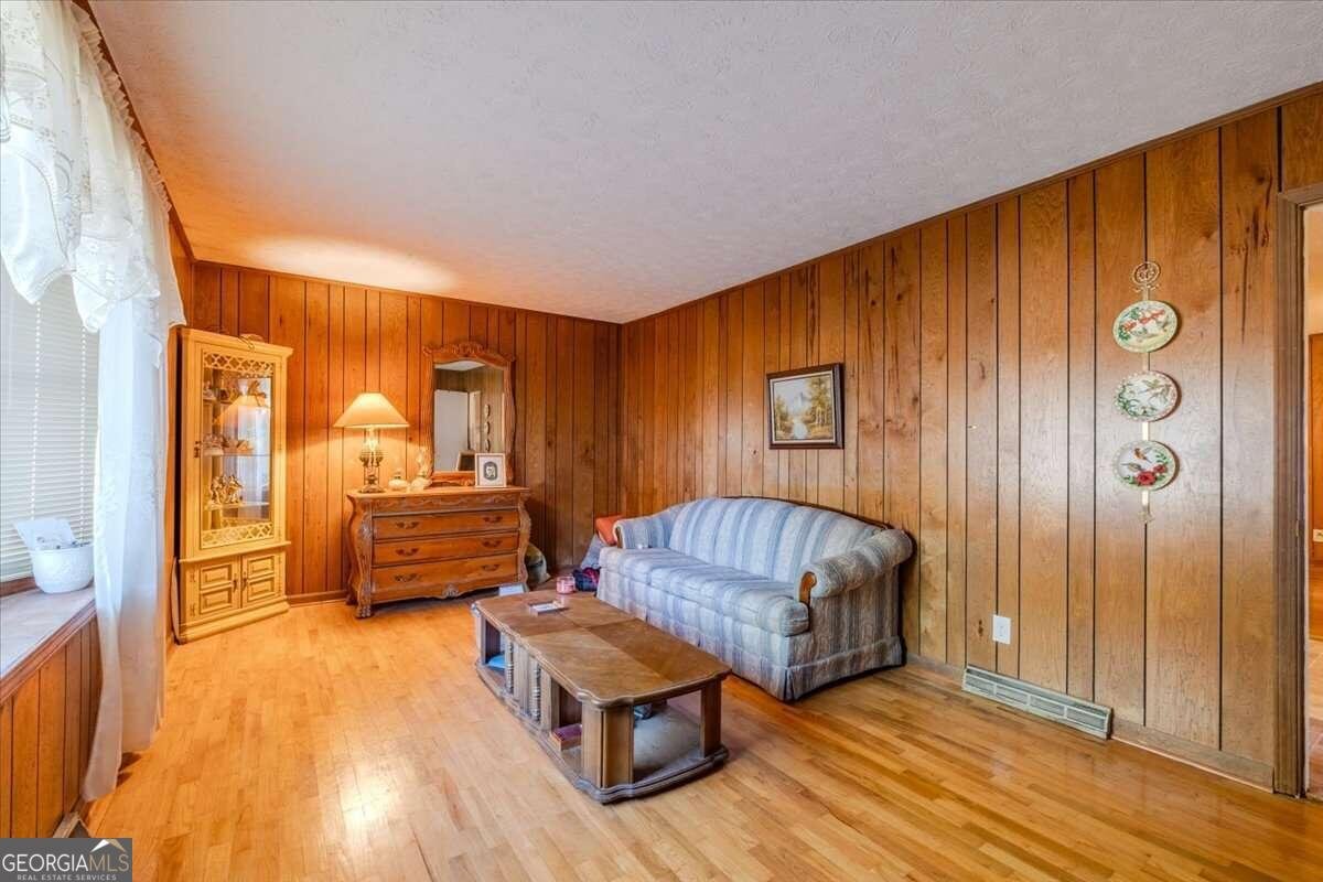 254 Girard Avenue Cedartown - 31