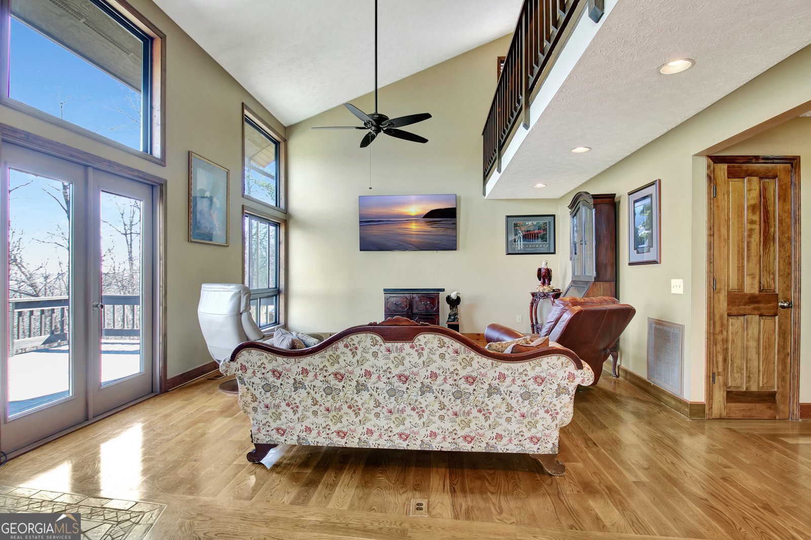 900 Mountain Ridge Drive Manchester - 17