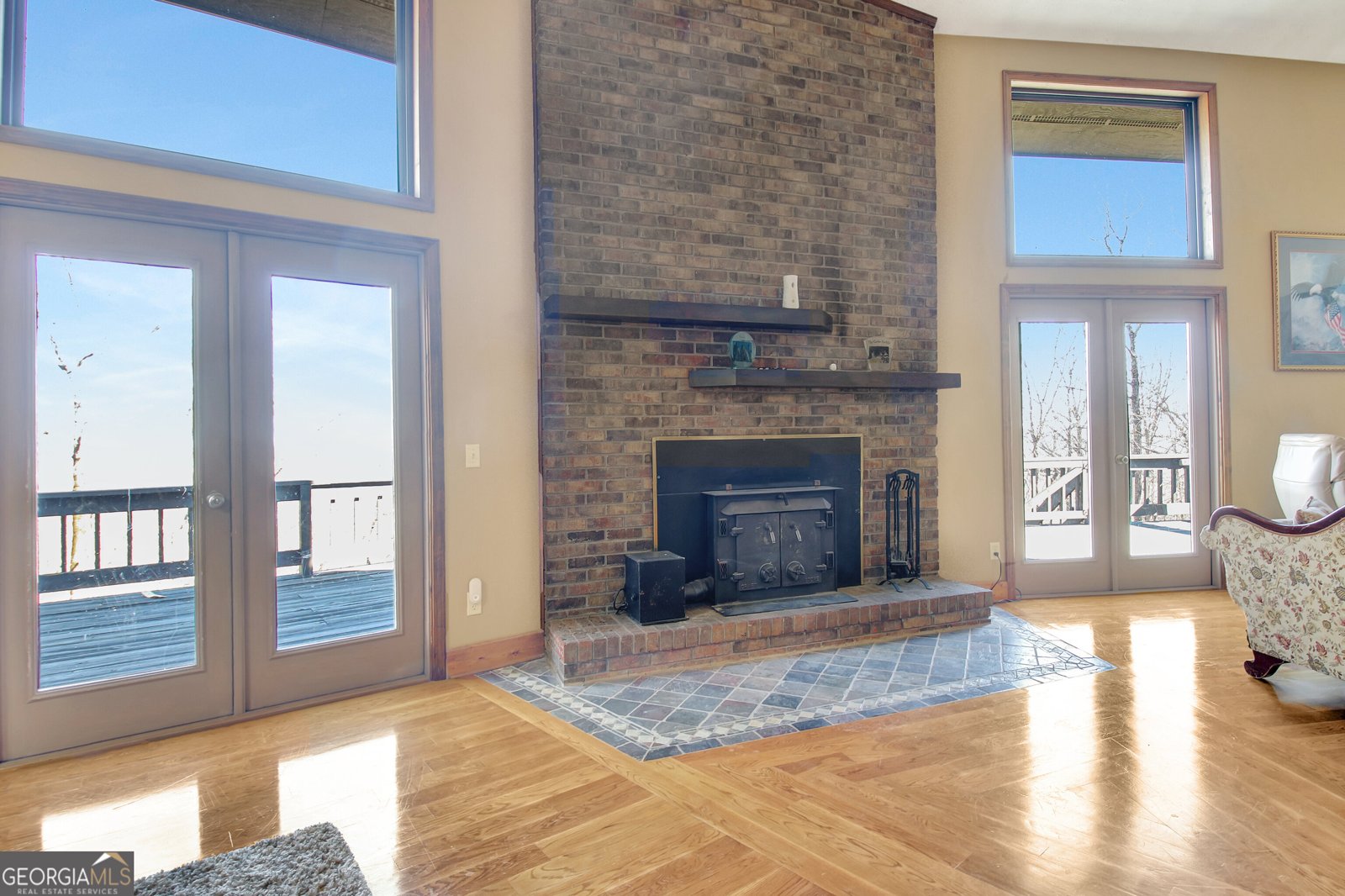 900 Mountain Ridge Drive Manchester - 18
