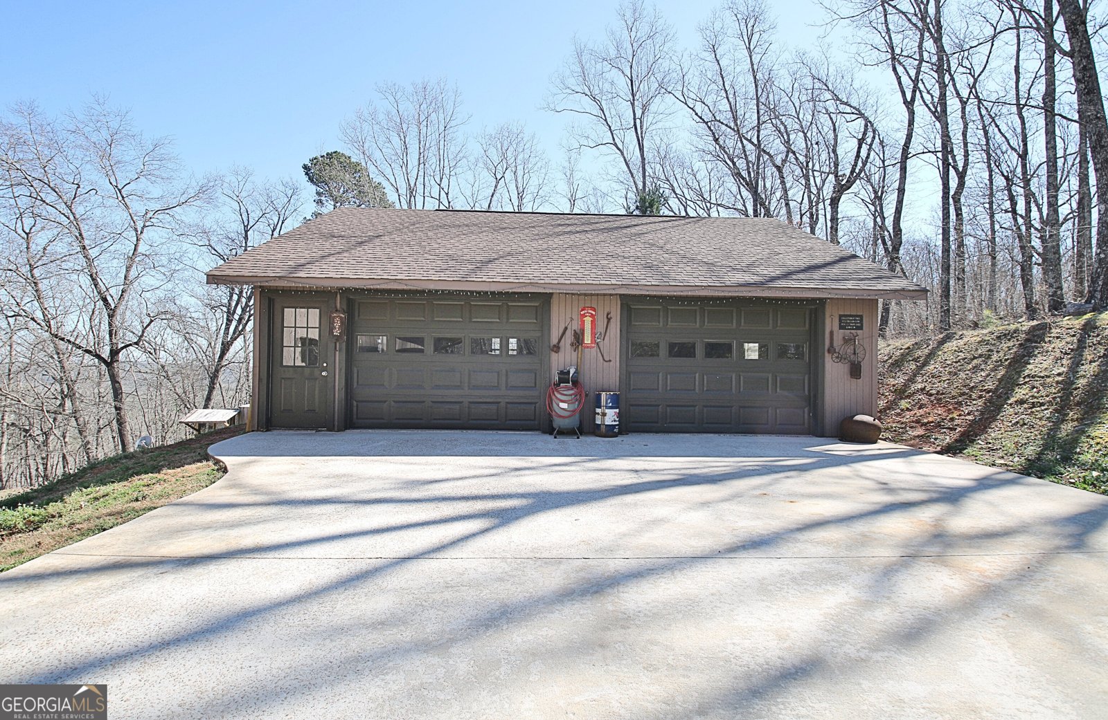 900 Mountain Ridge Drive Manchester - 58