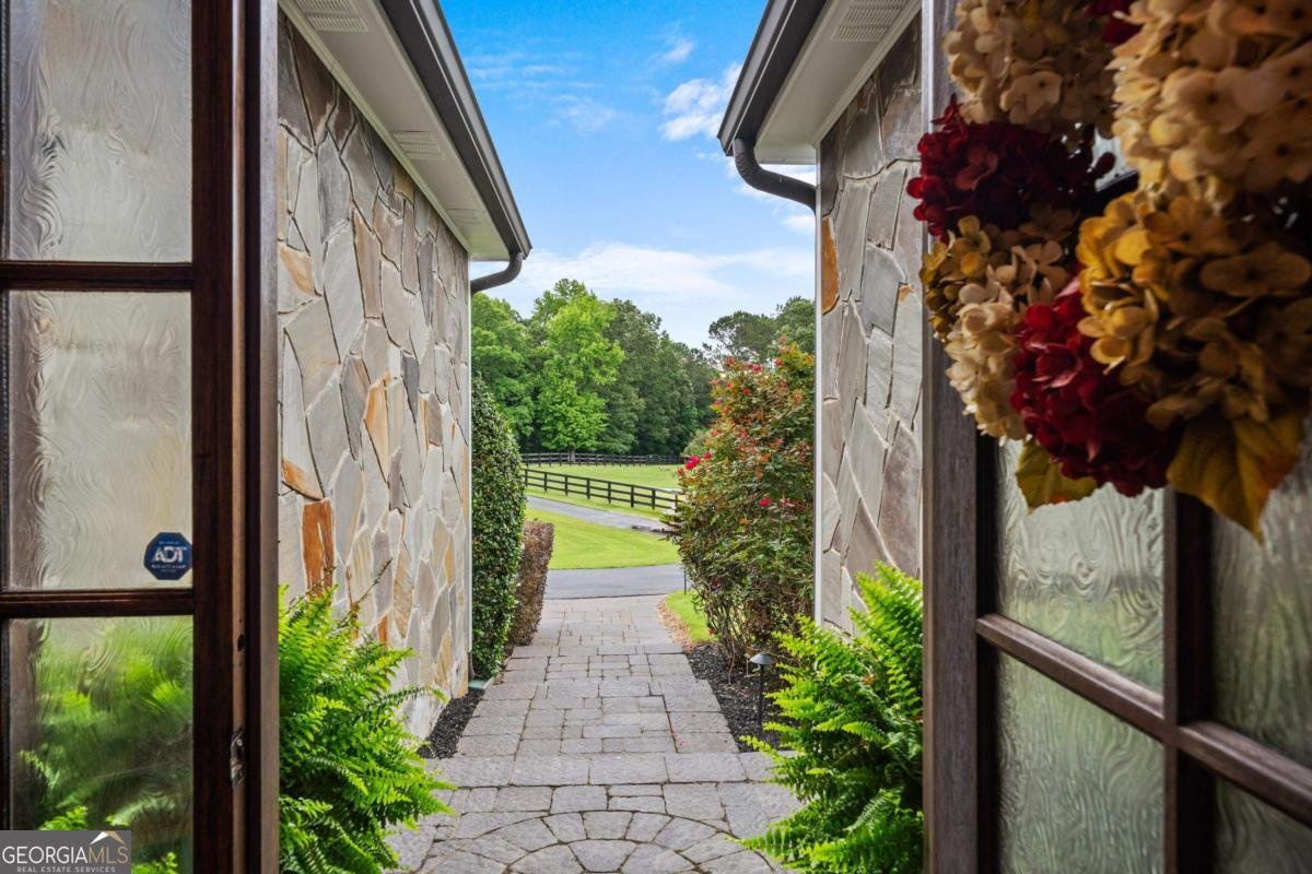 1544 Morgan Drive Buckhead - 7