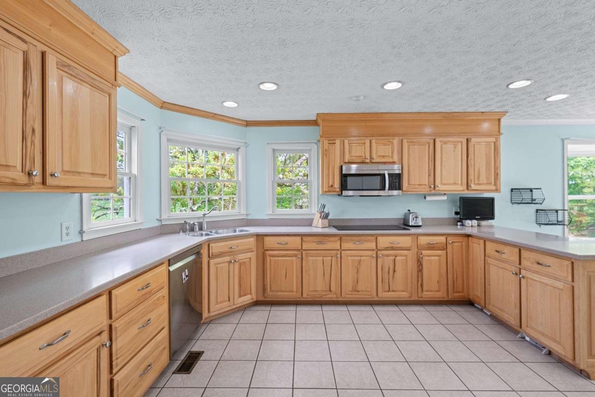 190 CCC Road Kingston - 13