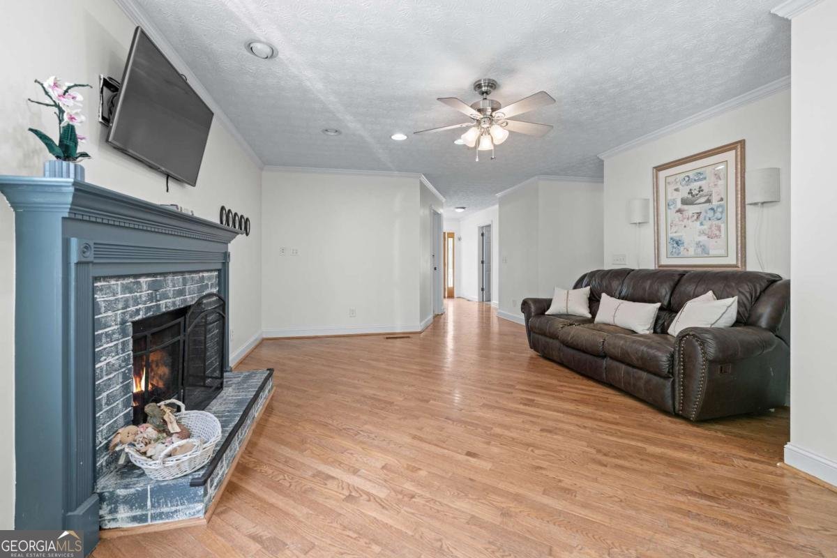 190 CCC Road Kingston - 9