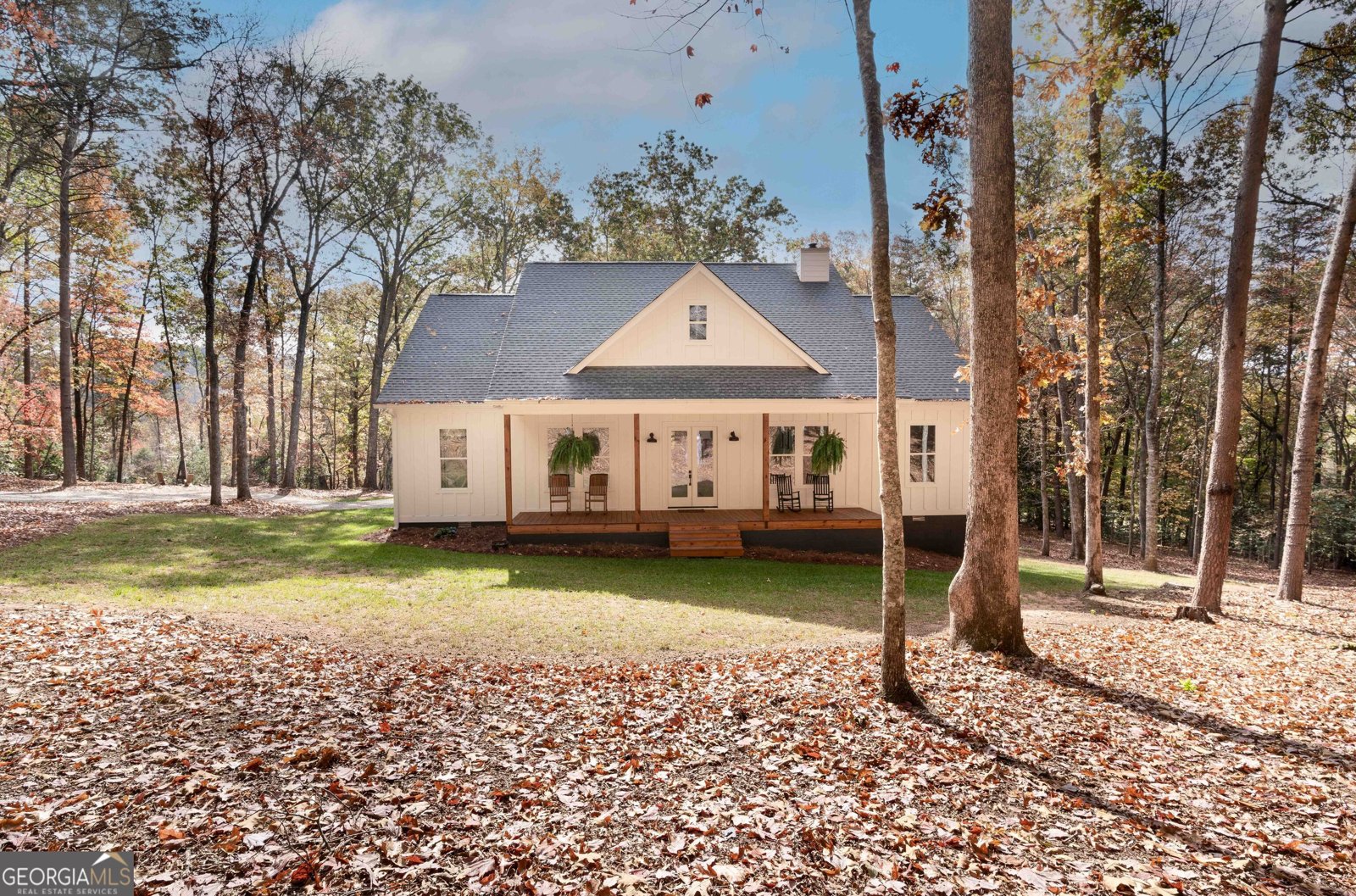 394 Coral Berry Hills Clarkesville - 1