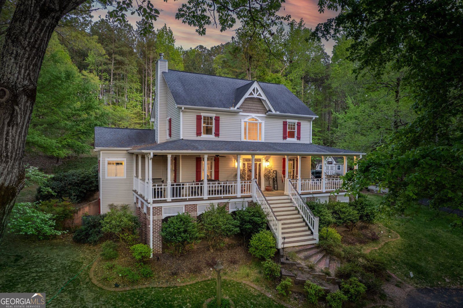 1660 Maple Ridge Drive Loganville - 1