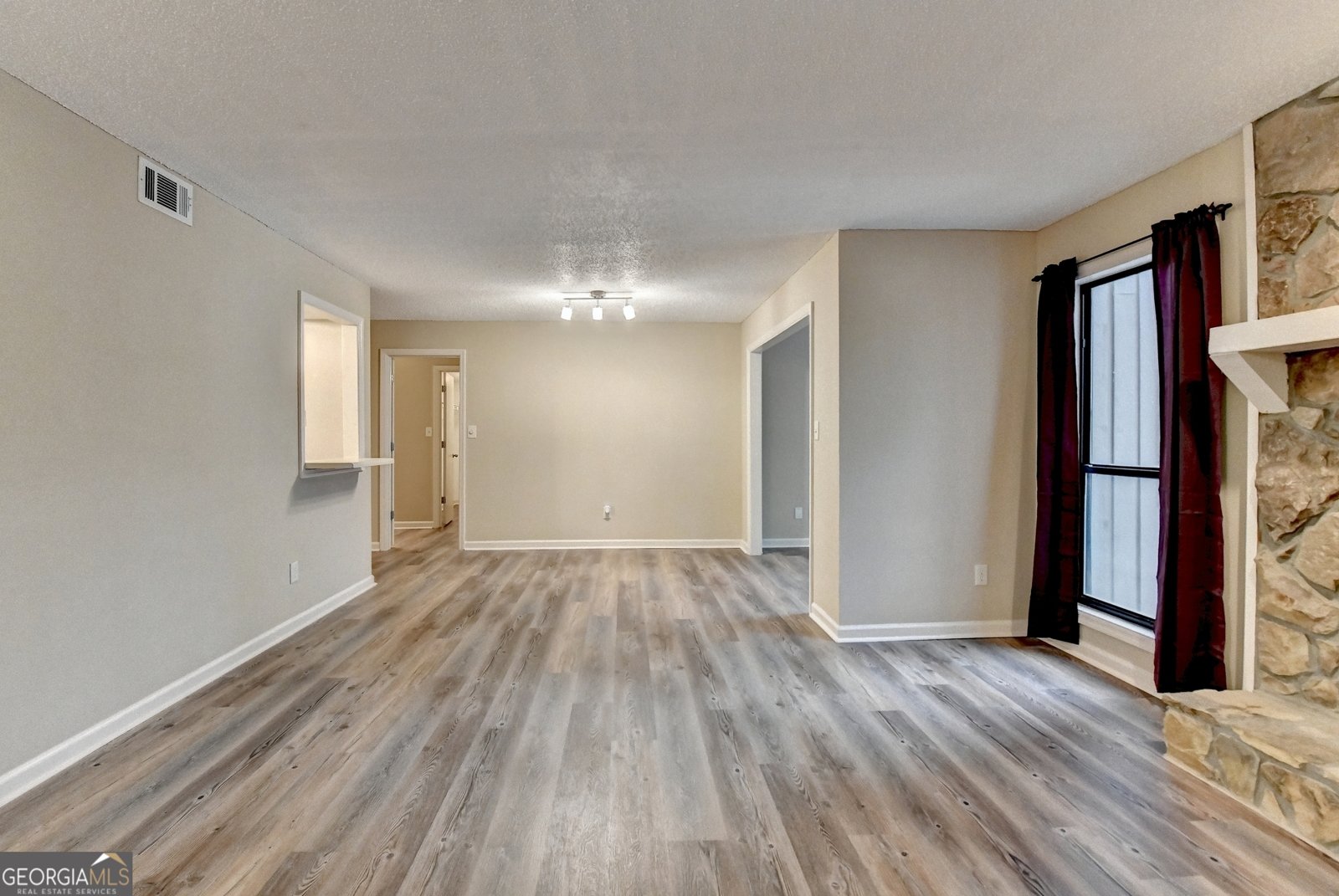 6300 Woodmont Boulevard Peachtree Corners - 7