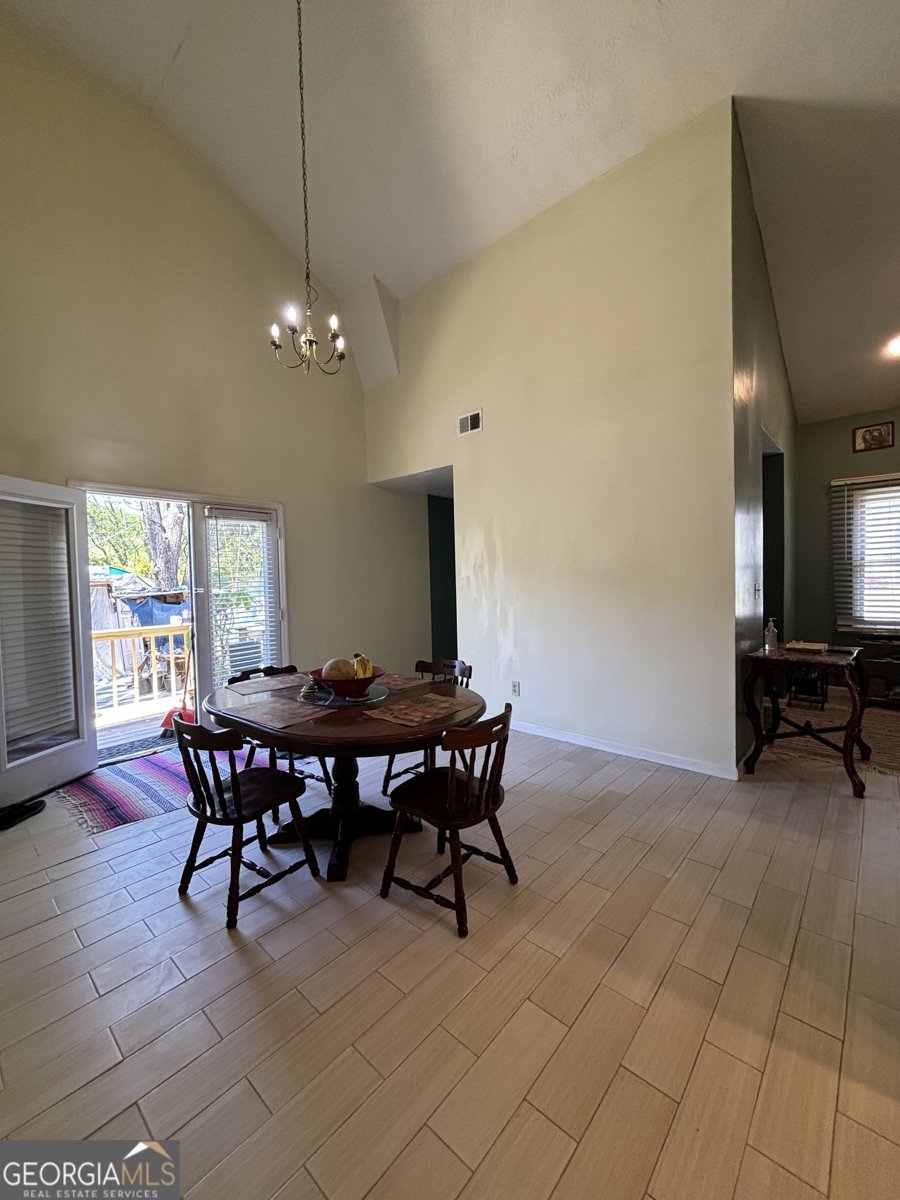 2220 Wellington Circle Lithonia - 16
