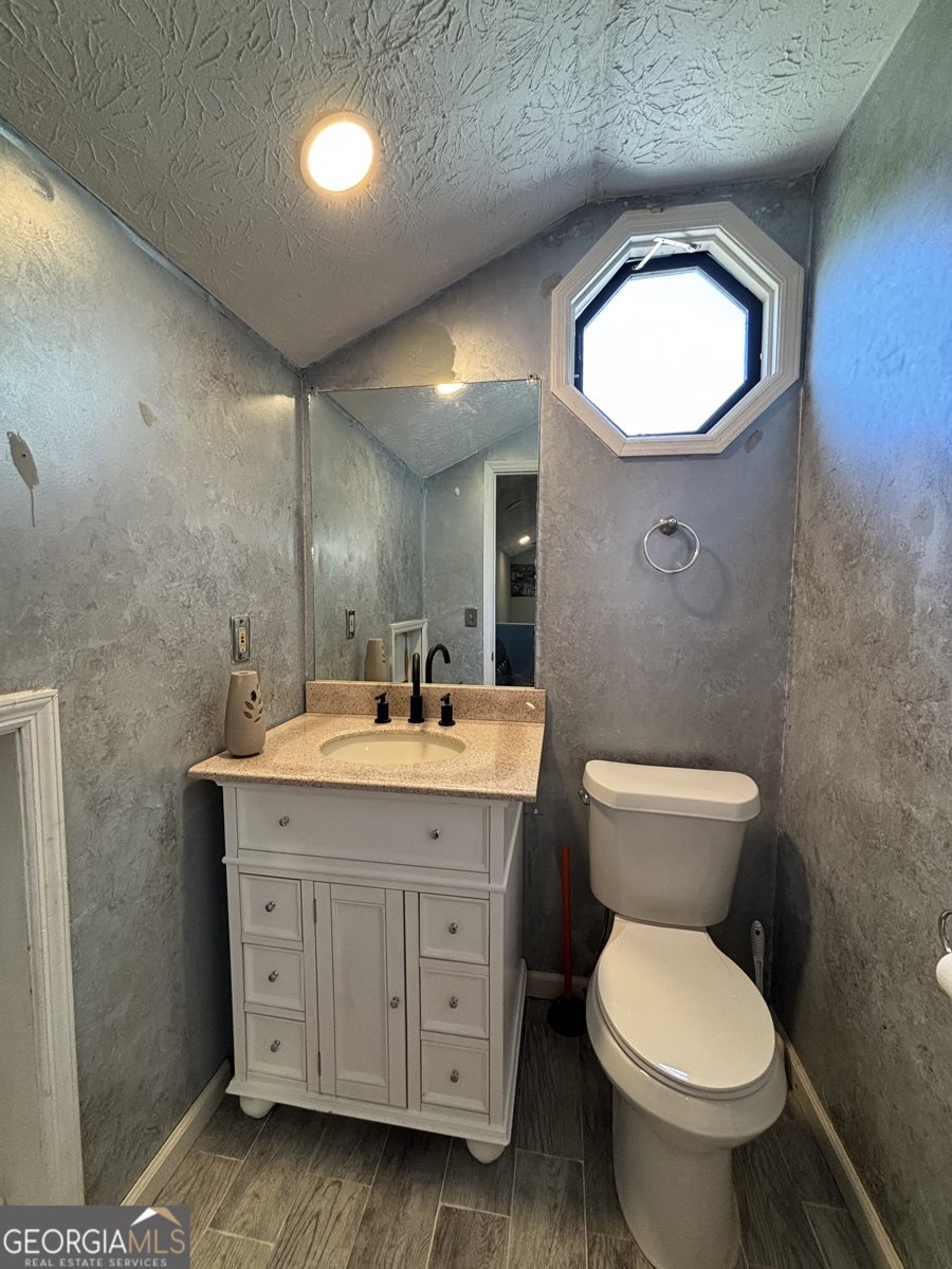2220 Wellington Circle Lithonia - 33