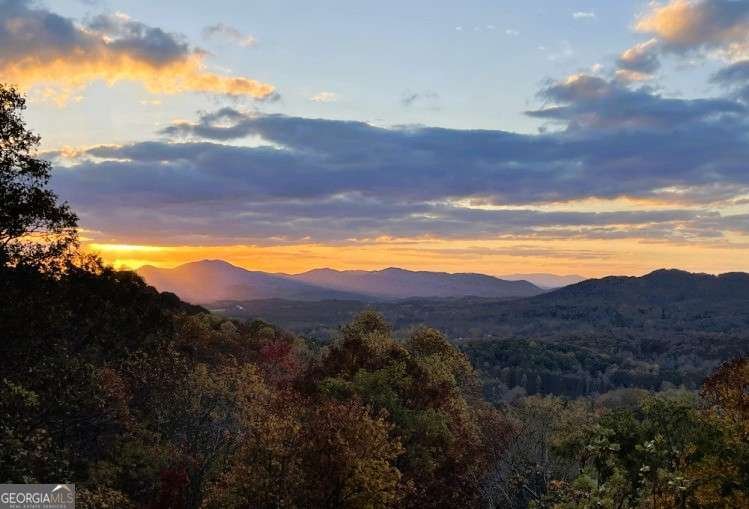 7 Lakeview Drive Hayesville - 45