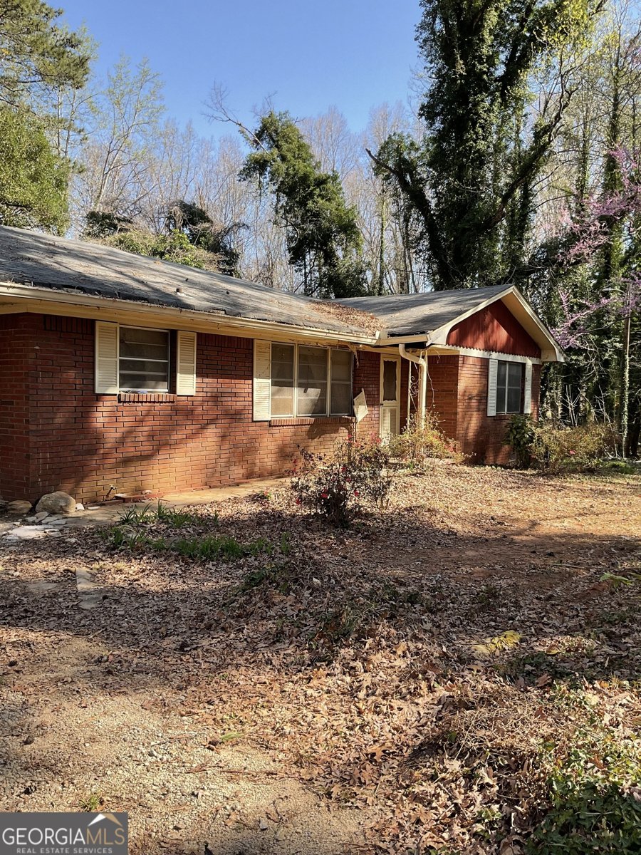 8395 Rivertown Road Fairburn - 2