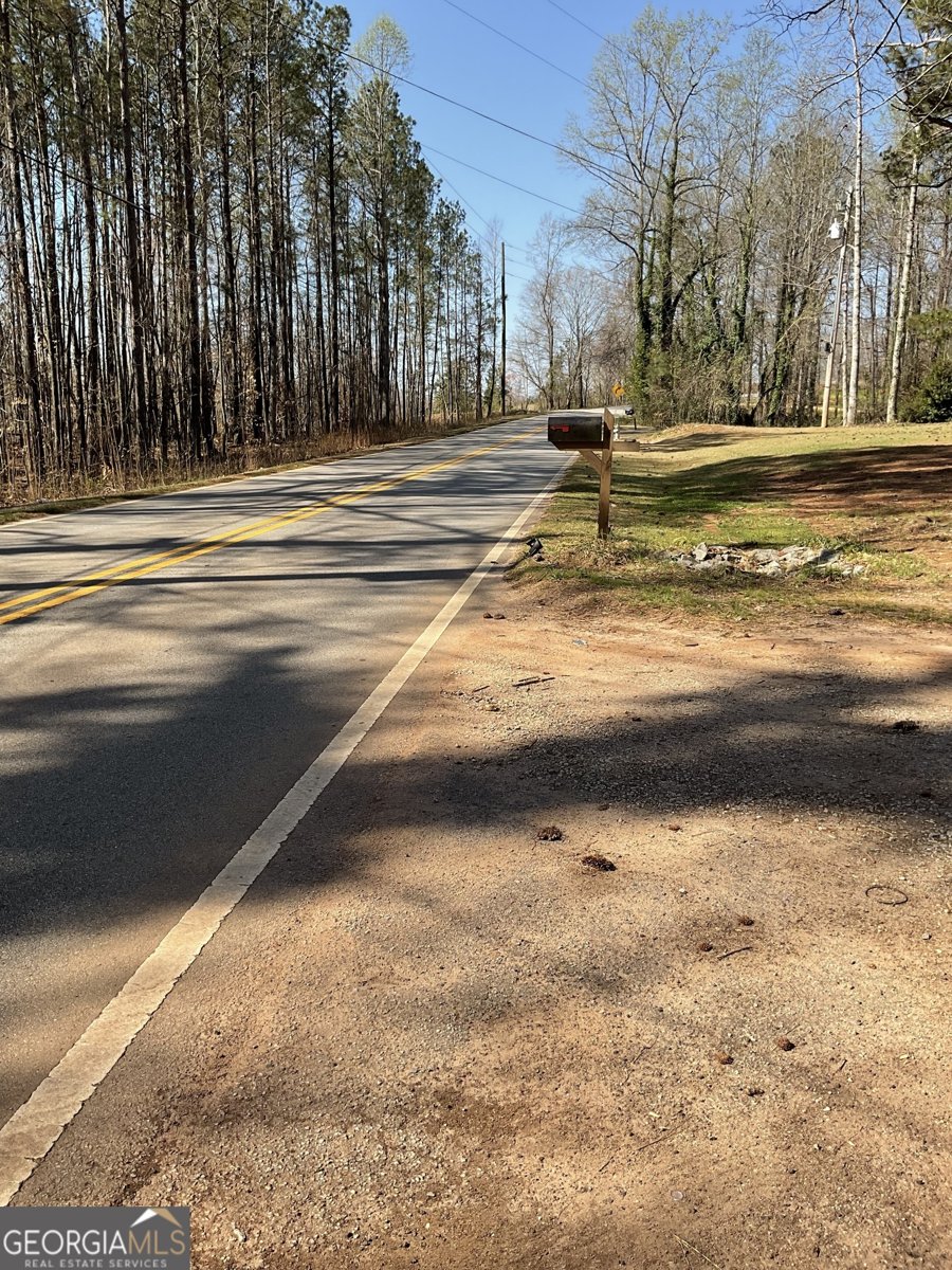 8395 Rivertown Road Fairburn - 8