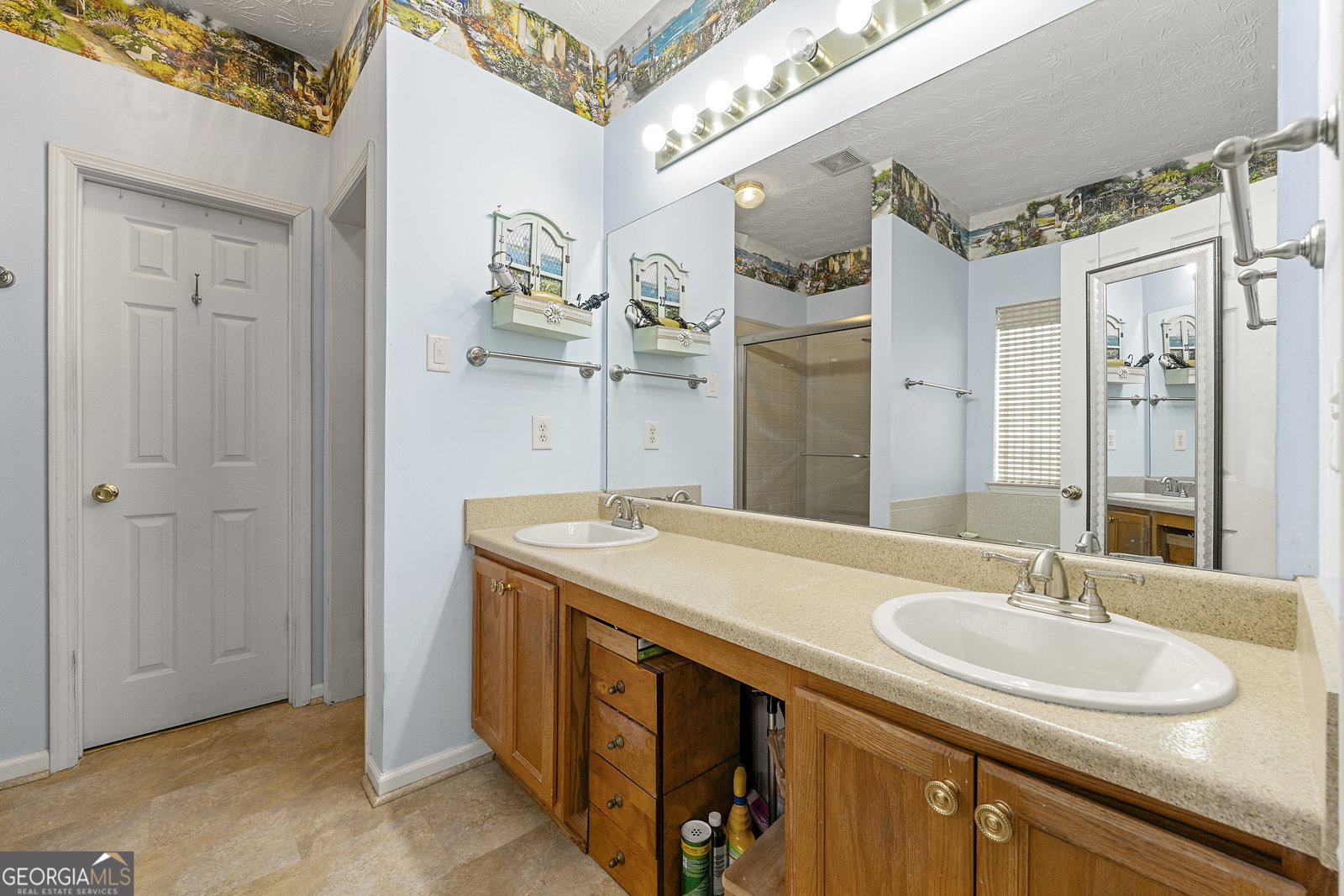 545 GOLDFINCH Way Stockbridge - 6