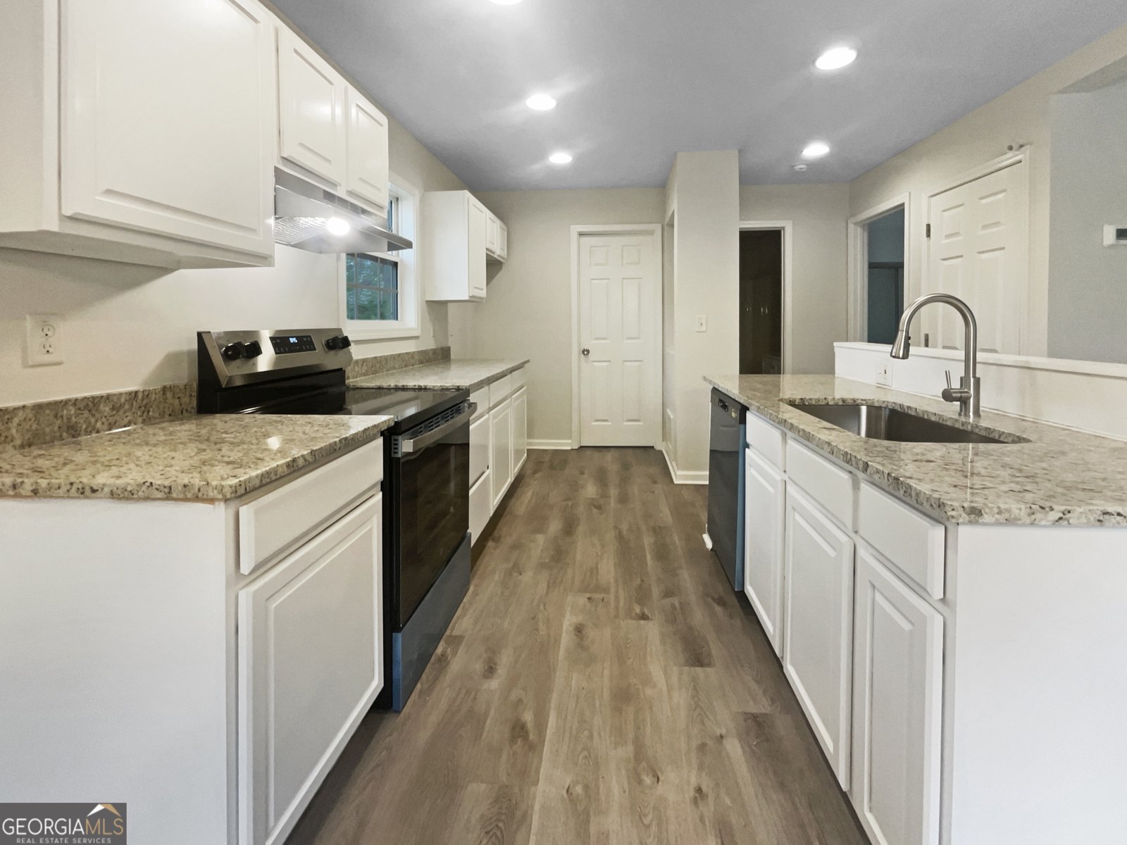 7747 Roundtree Crossing Riverdale - 6