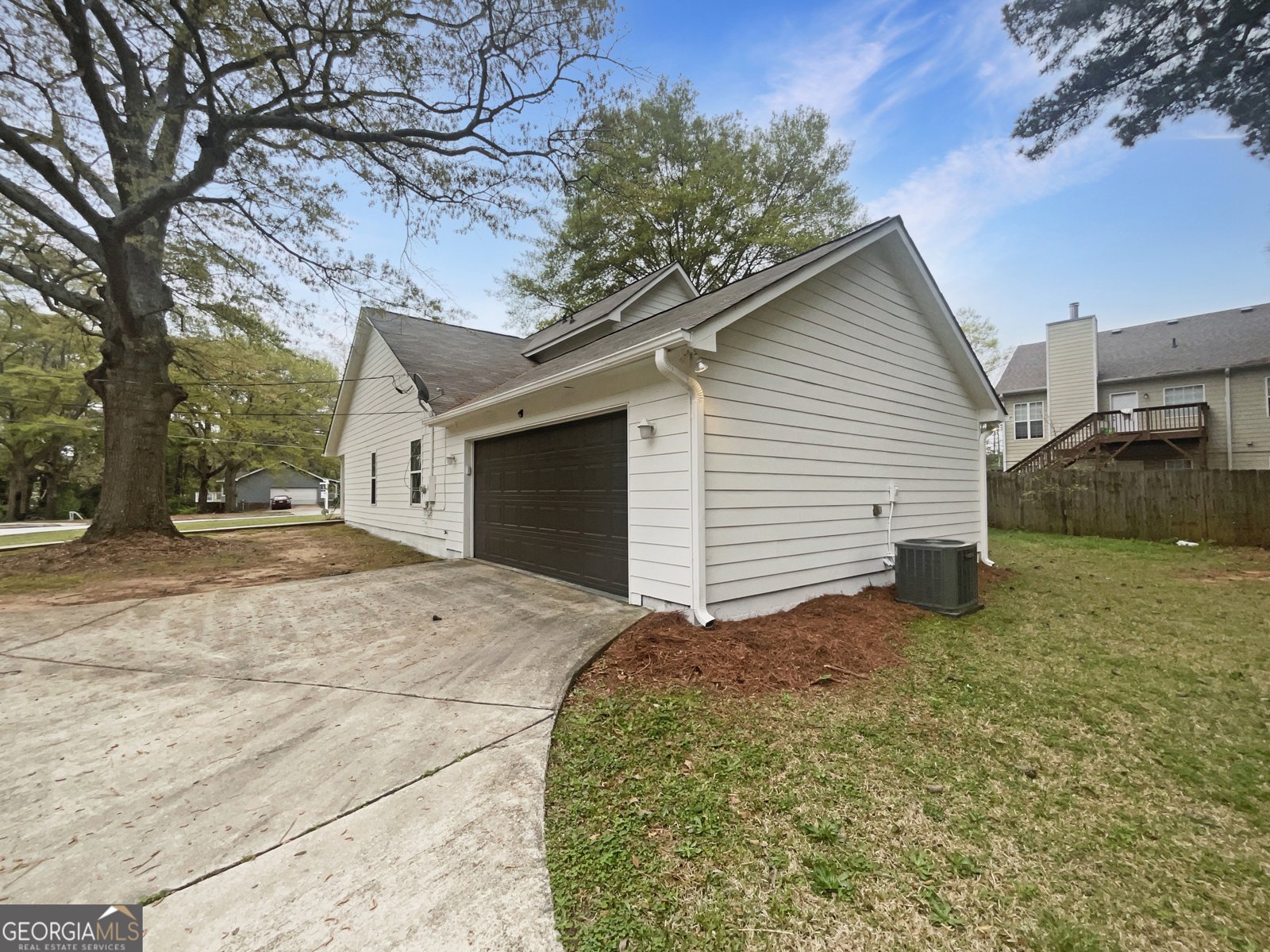 7747 Roundtree Crossing Riverdale - 8