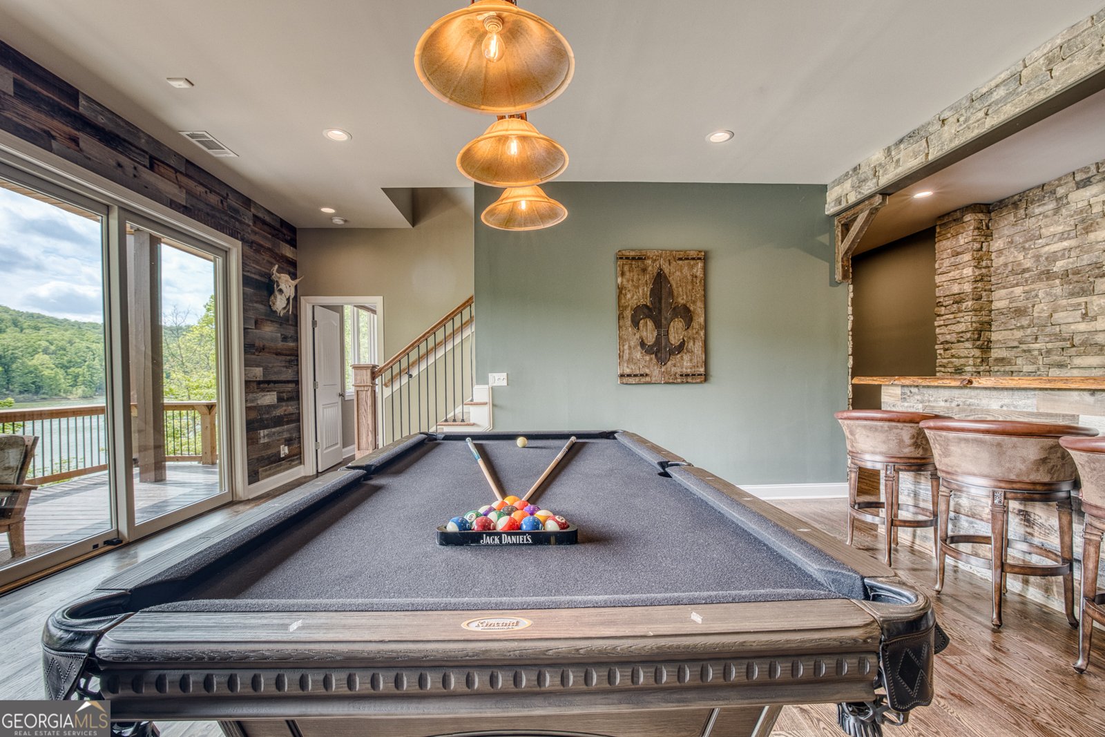 97 Laceola Road Cleveland - 74