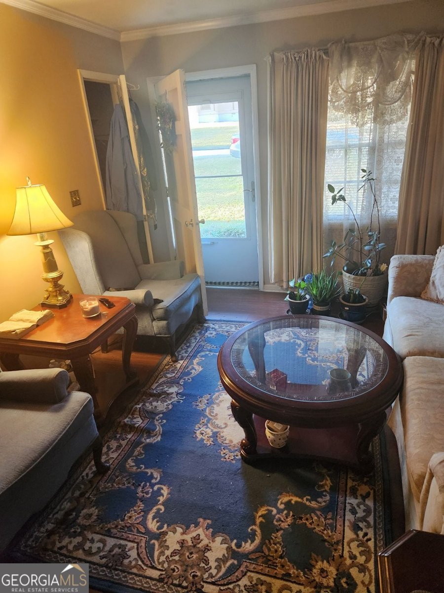 5644 Quebec Drive Columbus - 12