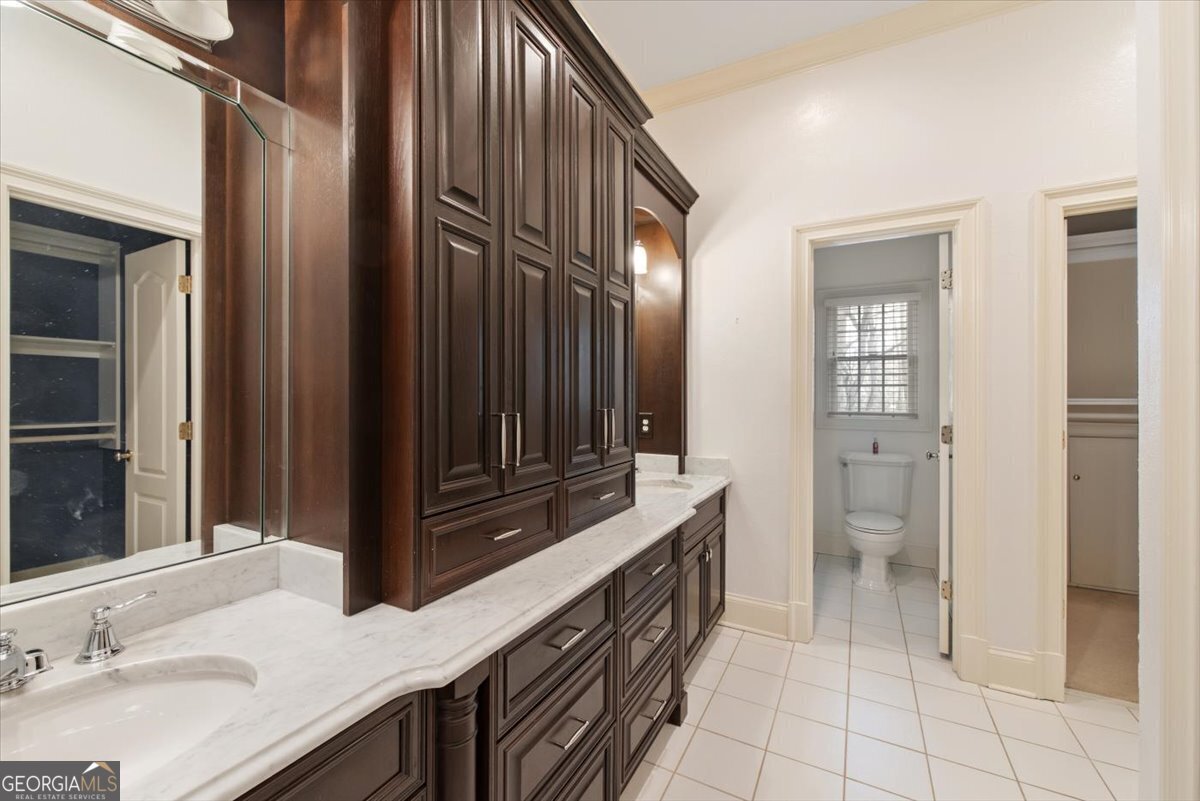 102 Howard Oaks Drive Macon - 35
