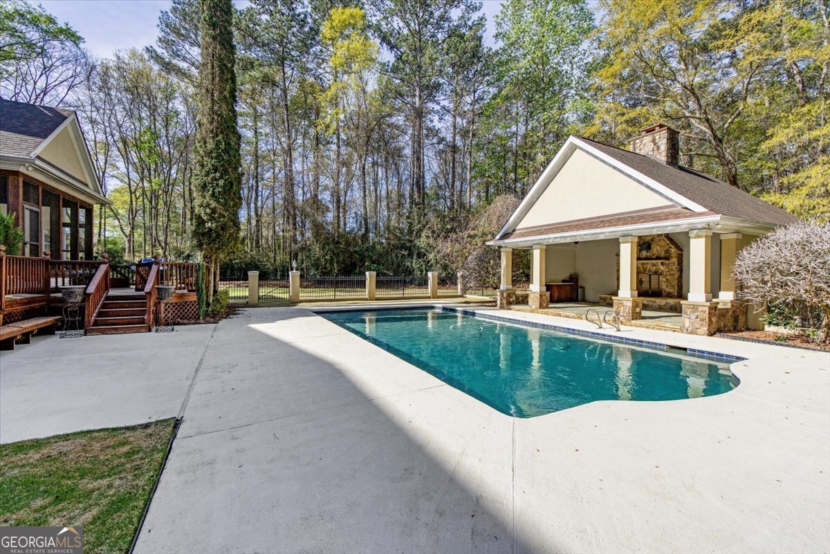 102 Howard Oaks Drive Macon - 52