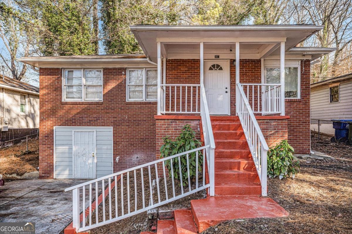 165 Holly Road Atlanta - 1